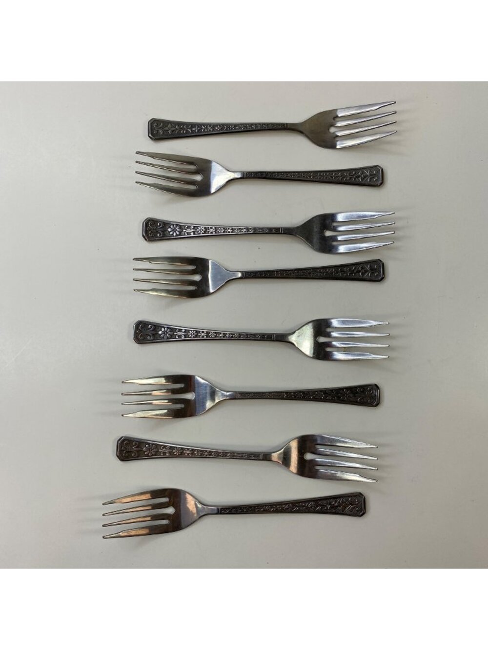 Set 8 Vintage Interpur FLORENZ Stainless Steel Flatware Salad Forks Petal Design